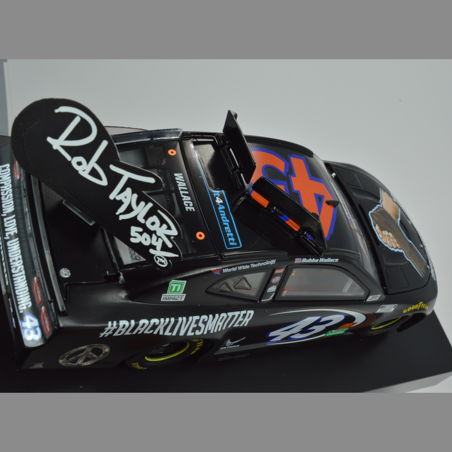 BUBBA WALLACE BLACK LIVES MATTER NASCAR 1:24 SCALE DIECAST